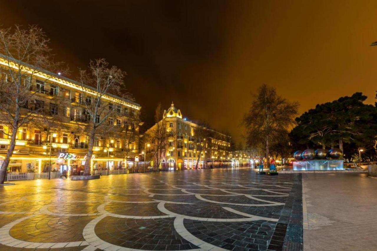 באקו Sahil Park Hotel On Nizami Street מראה חיצוני תמונה