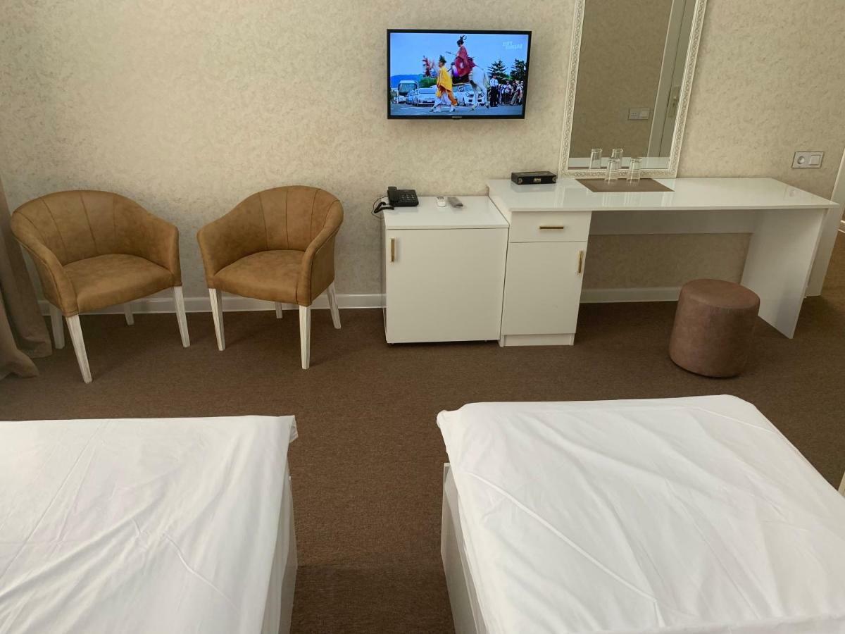 באקו Sahil Park Hotel On Nizami Street מראה חיצוני תמונה