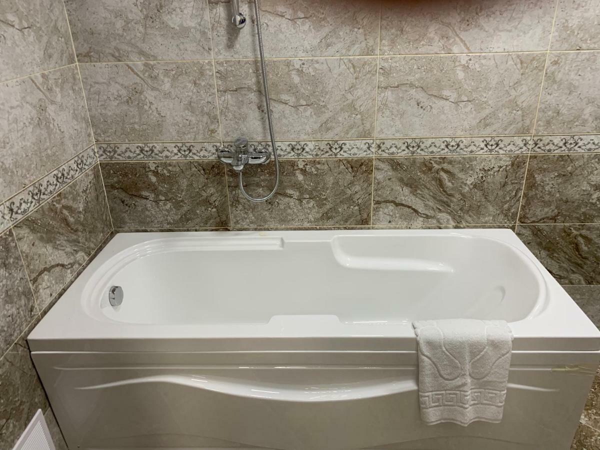 באקו Sahil Park Hotel On Nizami Street מראה חיצוני תמונה