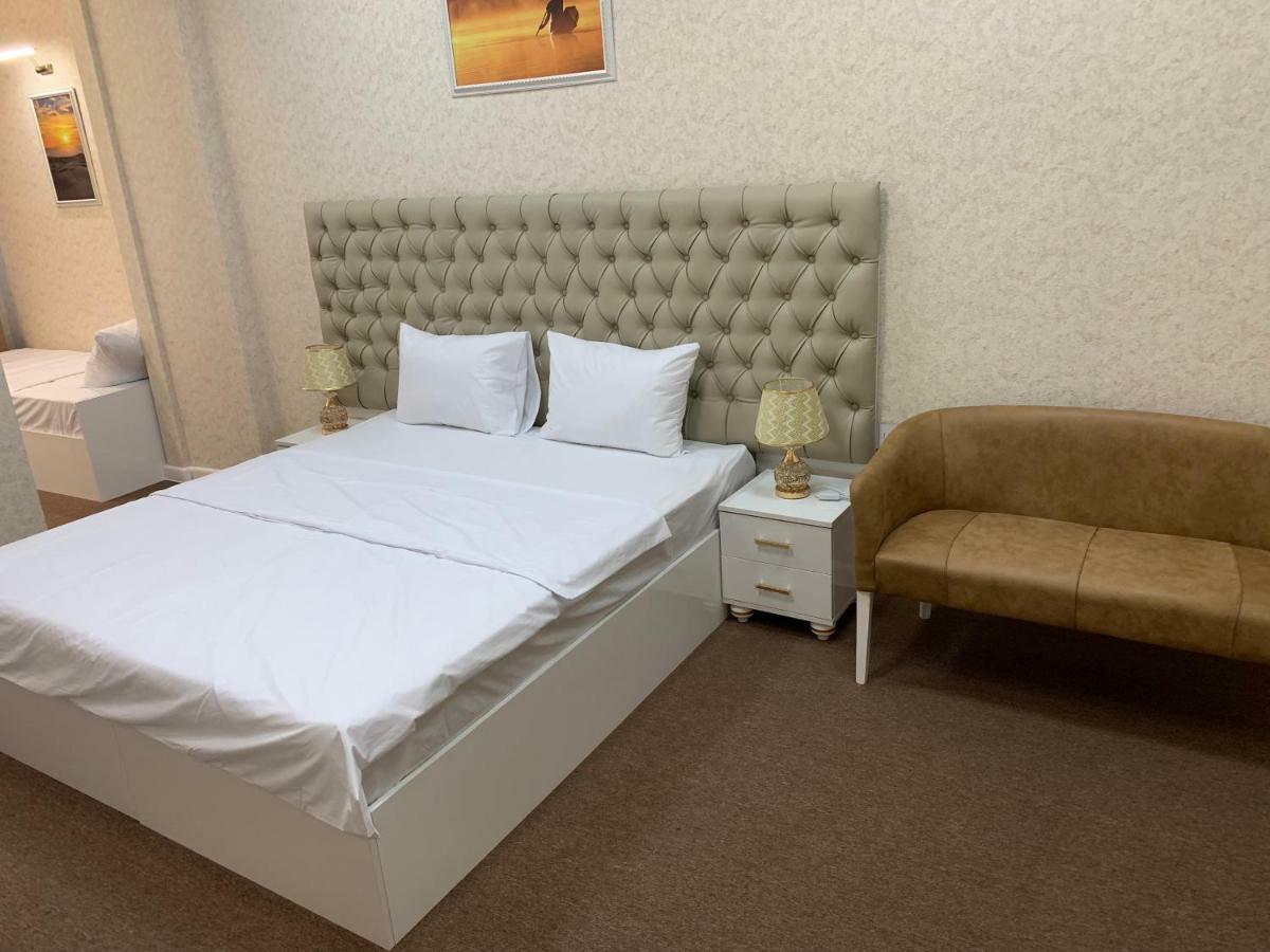 באקו Sahil Park Hotel On Nizami Street מראה חיצוני תמונה